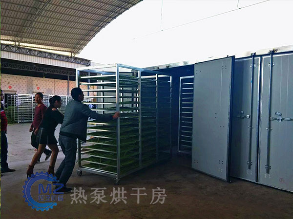 豆角热泵十大博彩网站排名客户现场